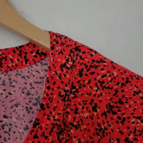 Old Navy Women's 3/4 Button Red Floral Balloon Sleeve Lightweight Blouse XXL - Picture 4 of 9